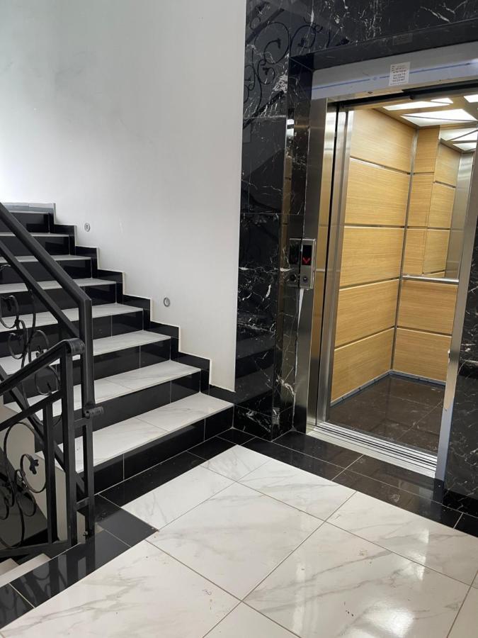 Cvetanov Trg Lux 2 Apartment Belgrade Exterior photo